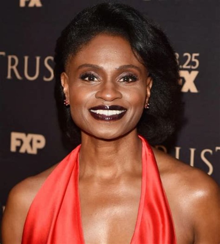 Adina Porter Net Worth, Bio, Age, Height, Wiki, Husband, Family, Career