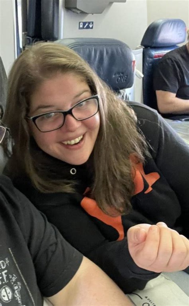 Bridgette West - RiffVib